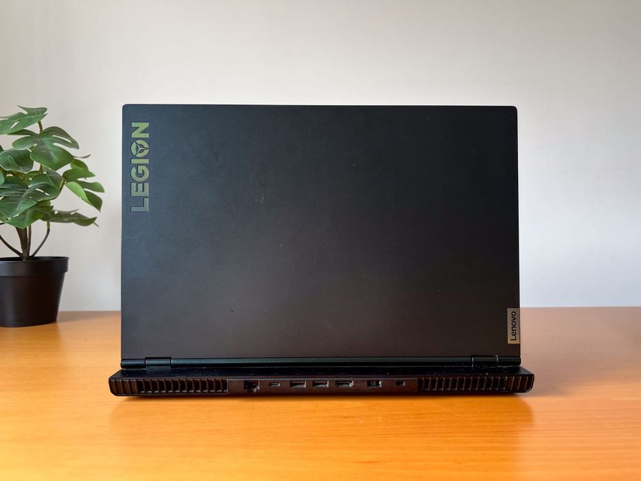 Portátil Lenovo Legion 5