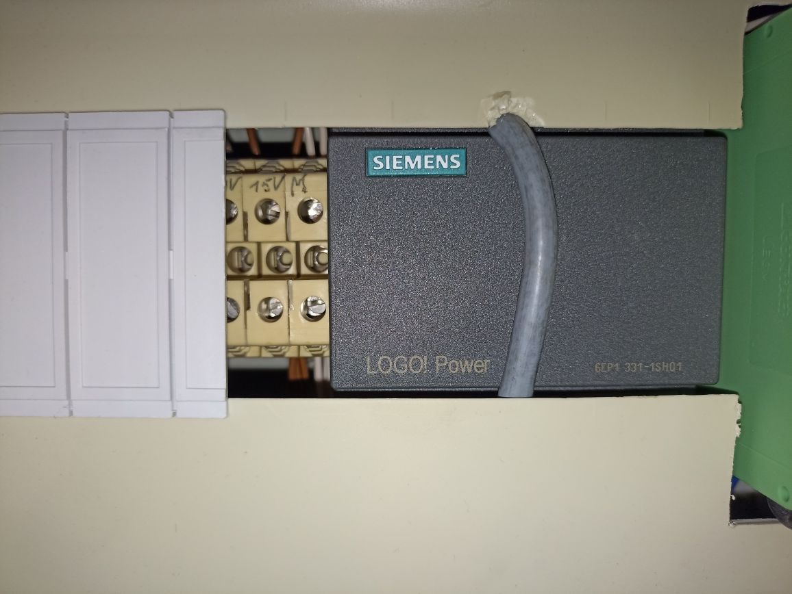 Rozdzielnia z modułami Siemens CPU 222, 224 EM222, 231, 277