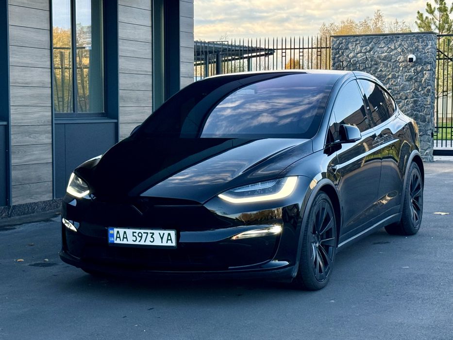 Продам Tesla model X