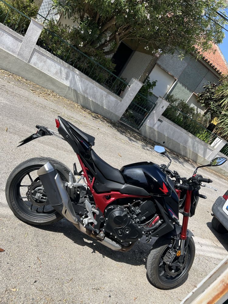 Honda Hornet Cb750cc modelo 2023