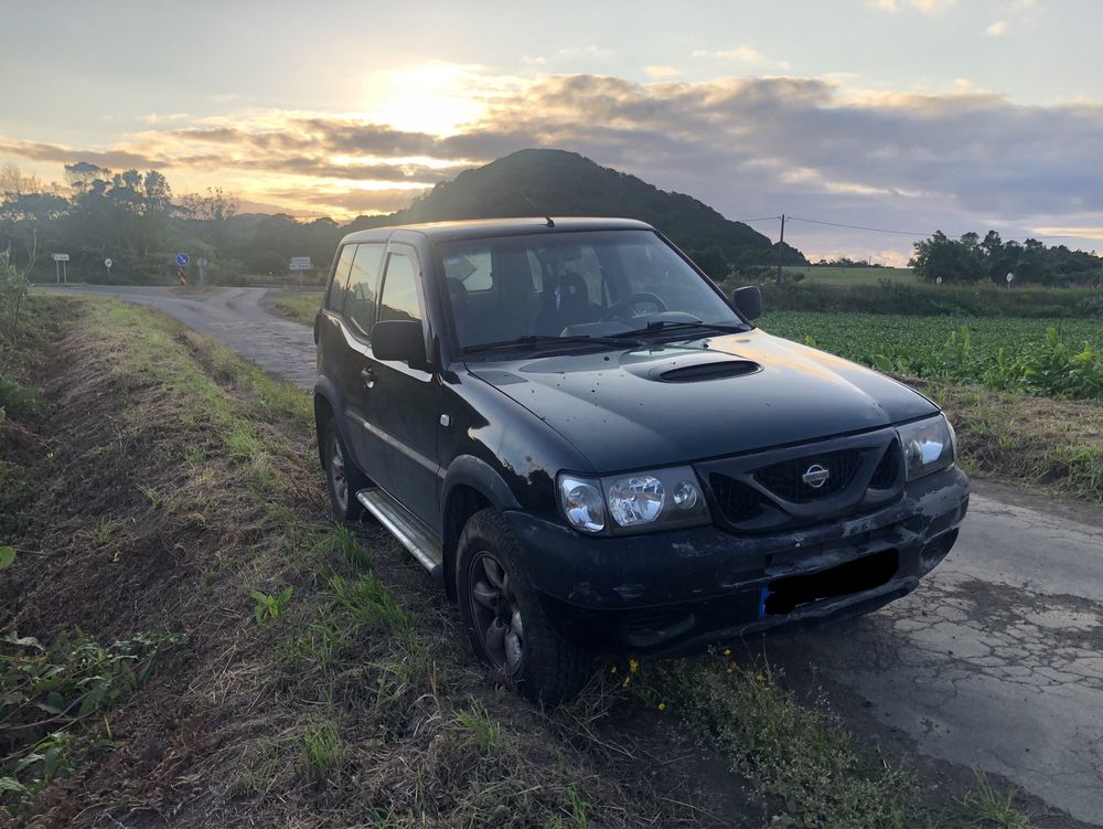 Nissan Terrano II TD 2.7 100cv do Ano 2000