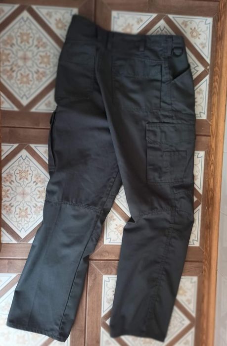 Bp strauss rvrc snickers dickies mascot hh