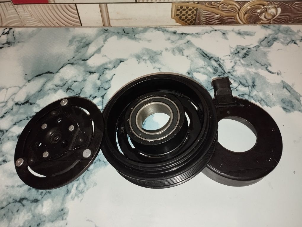 Муфта компресора кондиціонера Thermotec KTT040051