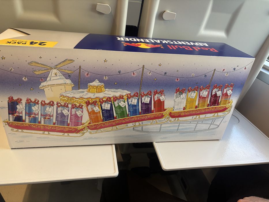 Kalendarz adwentowy redbull