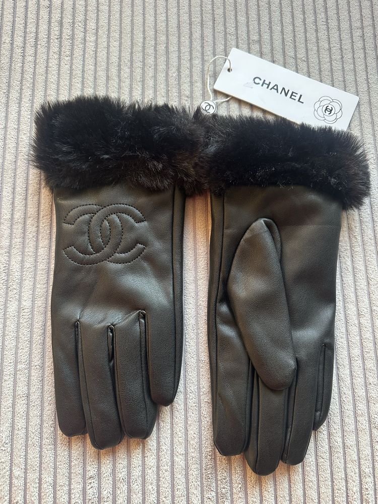 Rekawiczki chanel czarne ocieplane z futerkiem