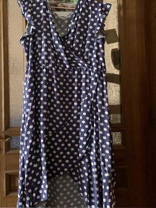 Платье большого размера в горох