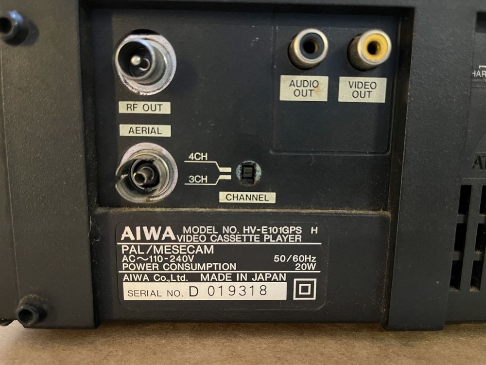 Magnetowid Aiwa e101 video vhs