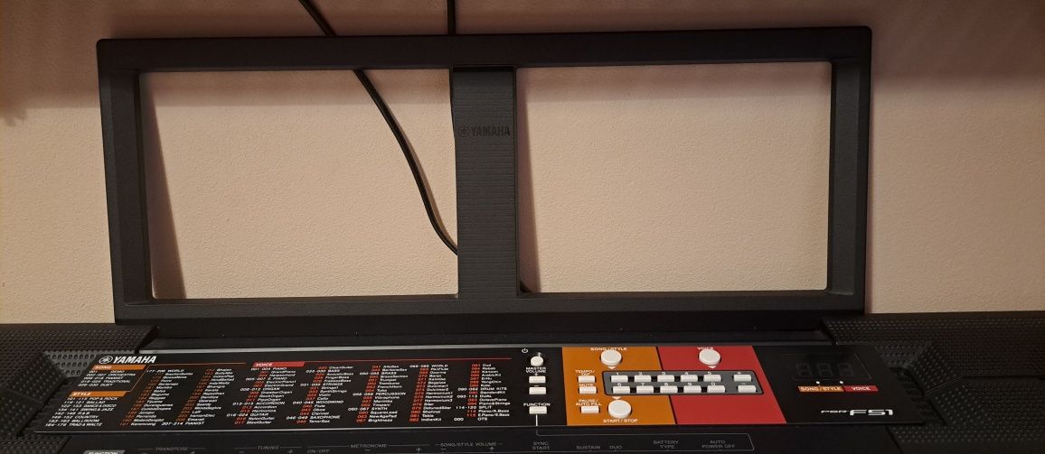 Teclado PSR F51 - Yamaha