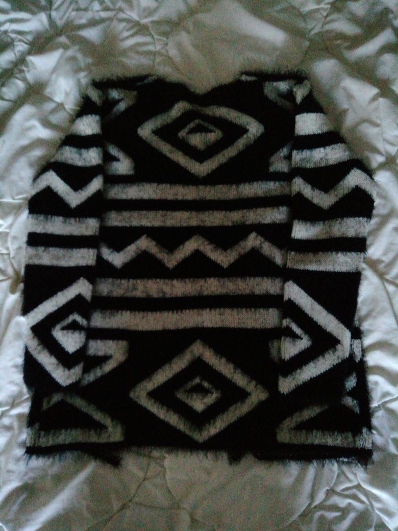 Casaco preto e branco S/M