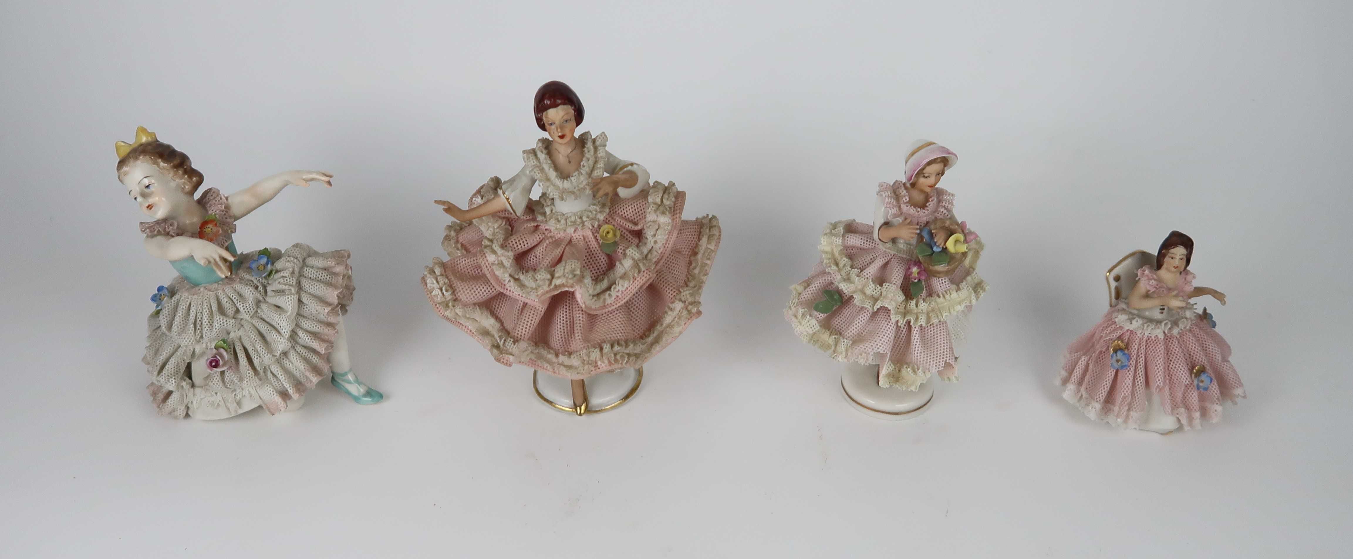 4 Figuras antigas em porcelana Rendilhada - Alemanha Dresden