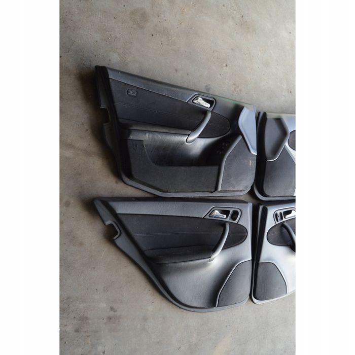 mercedes-benz c w203 boczki tapicerka drzwi komplet zestaw a2037308870