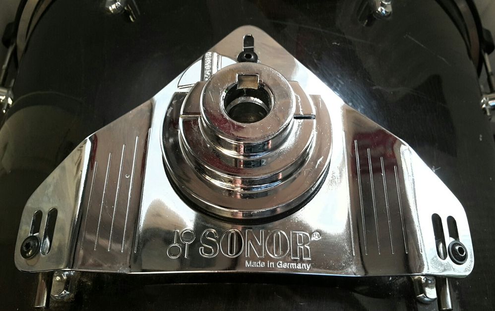 Sonor - płyta do bębnów basowych Virgin na tom holder