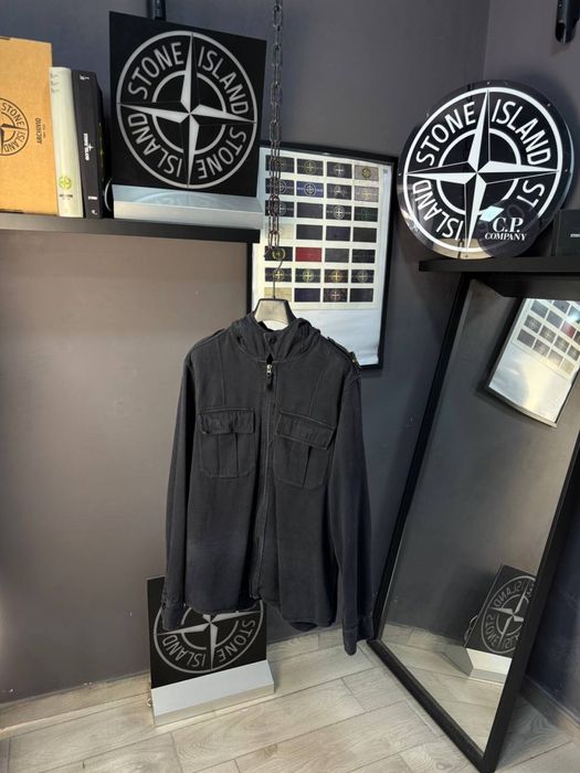 Продам кофту stone island