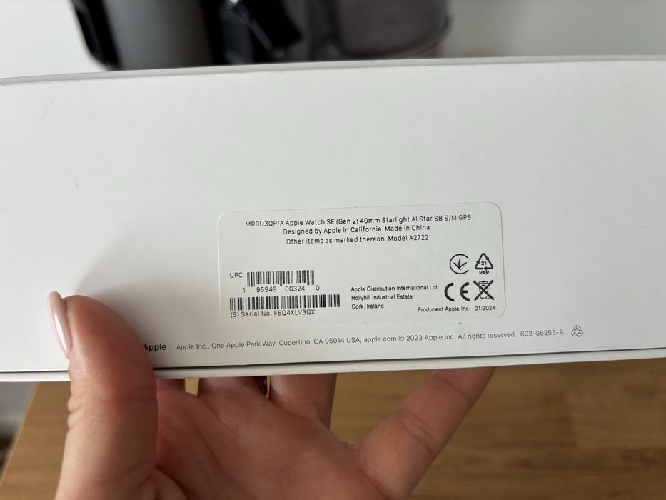 Zegarek Apple Watch SE 2nd gen 40mm Starlight A2722 smartwatch gps