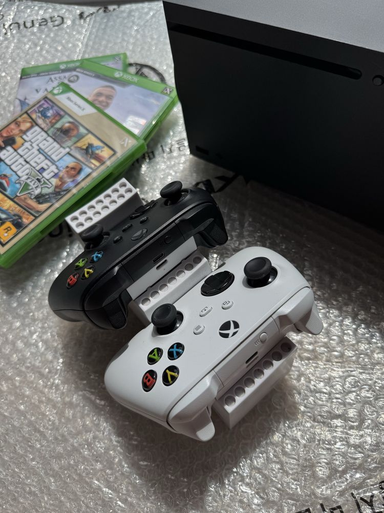 Ігрова консоль XBox Series X 1Tb