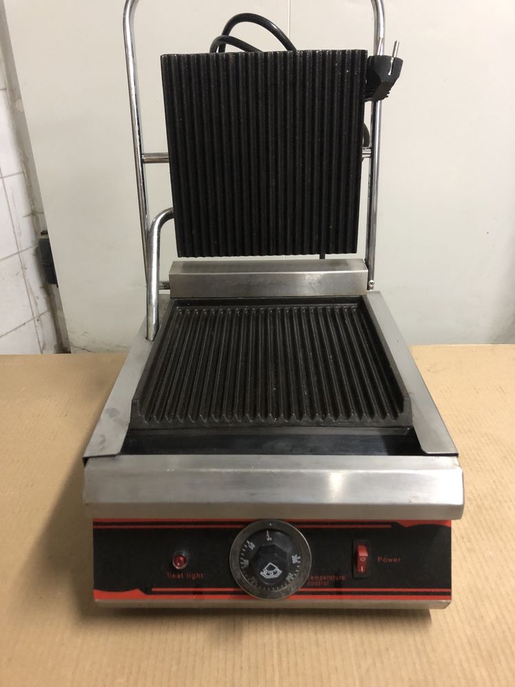 Kontakt Grill Paninii