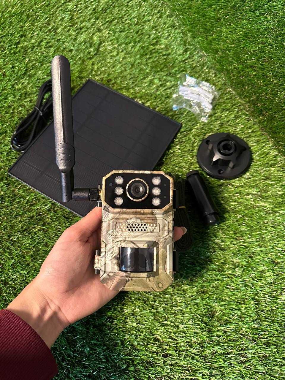Мисливська камера фотопастка A8 4G LTE на сонячній панелі фотоловушка