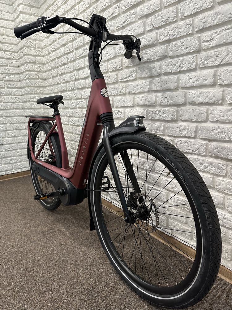 Rower elektryczny Gazelle Avignon C8 demo