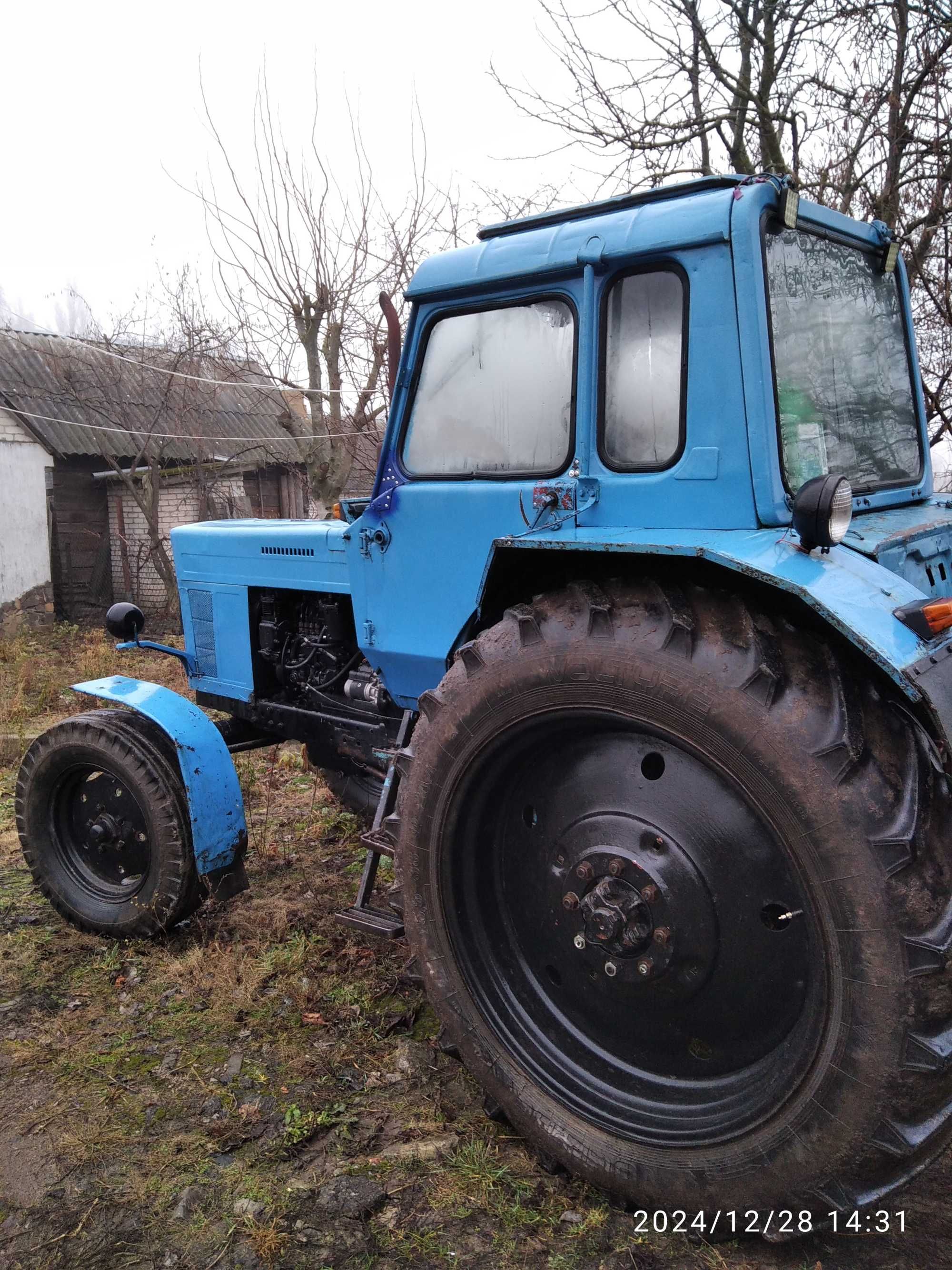 Трактор 1992 року