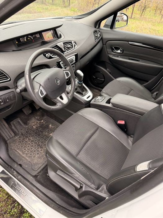 Renault Scenic 3 na czesci zderzak drzwi lampy kola maska fotele klapa