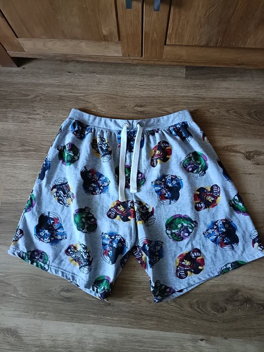 Spodenki Marvel xl Hulk Ironman XXL Kapitan Ameryka L szorty lato