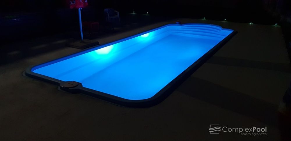 Basen ogrodowy wkopywany poliestrowy 9,4 x 3,3 x 1,55 z filtracją