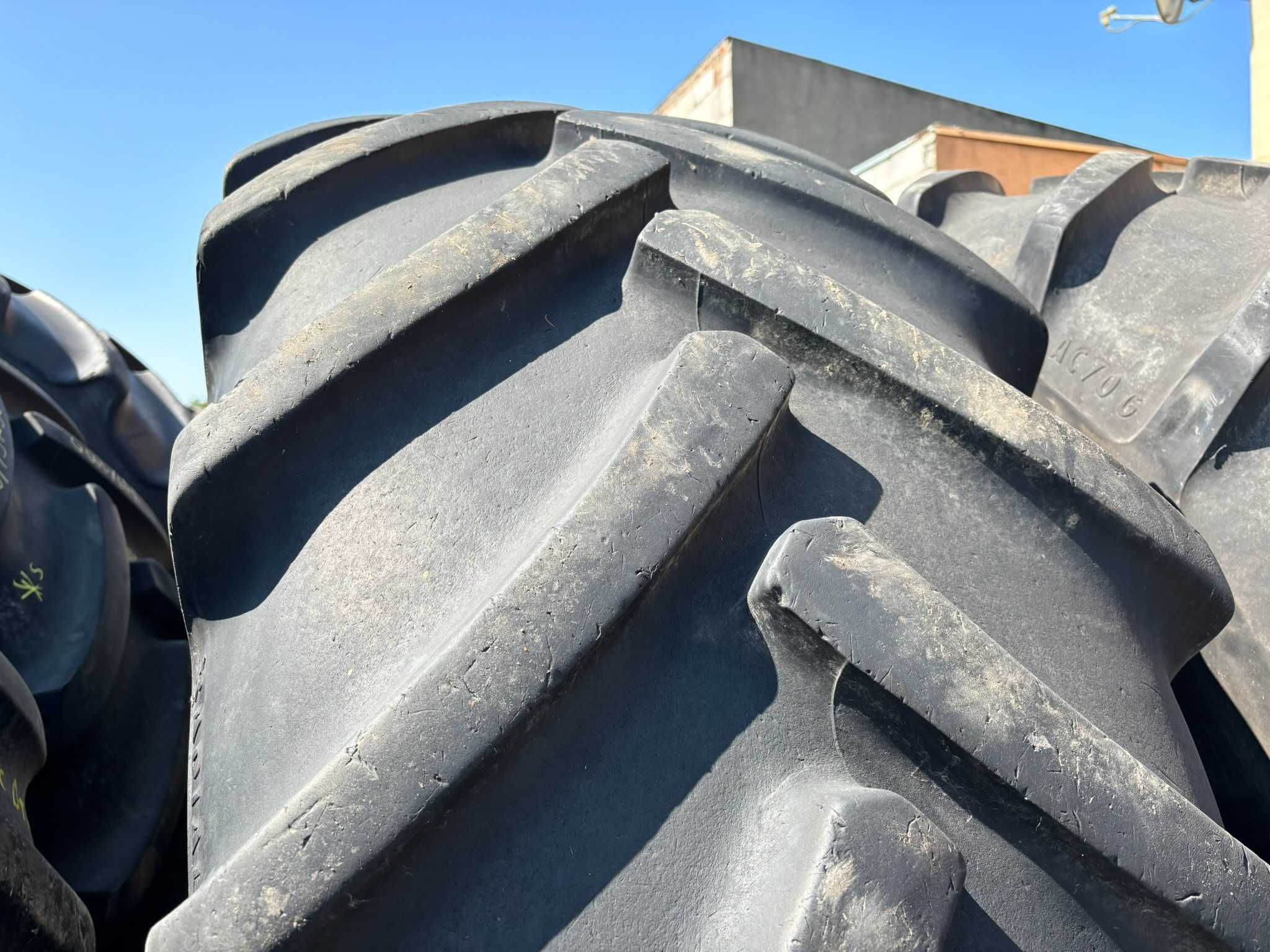 Opona Opony Rolnicze 680/85R32 CONTINENTAL CONTRACT AC70 G 173A8 (80%)