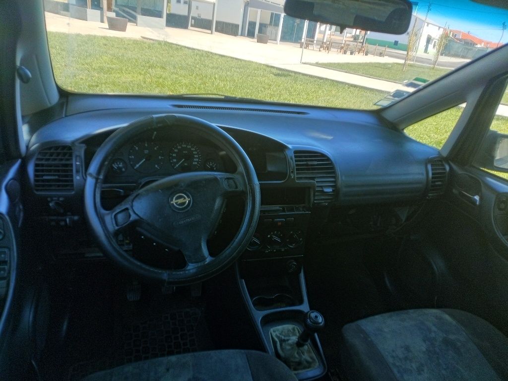 Opel Zafira 2.0 gasóleo