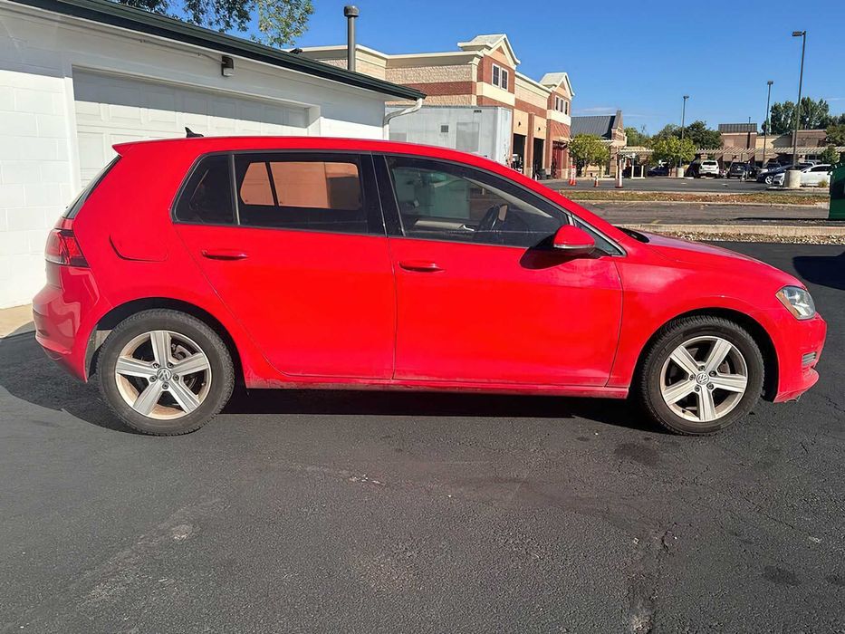 Volkswagen Golf TDI S      2015