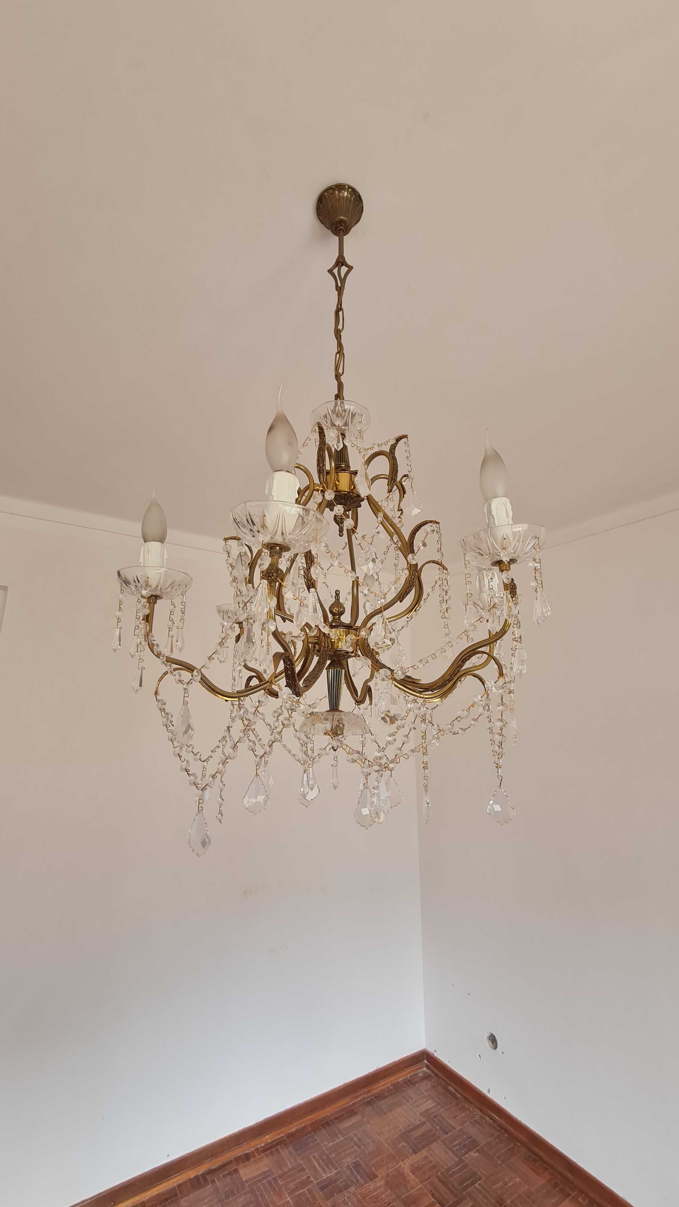 Lustre Clássico de Cristal e Bronze Vintage
