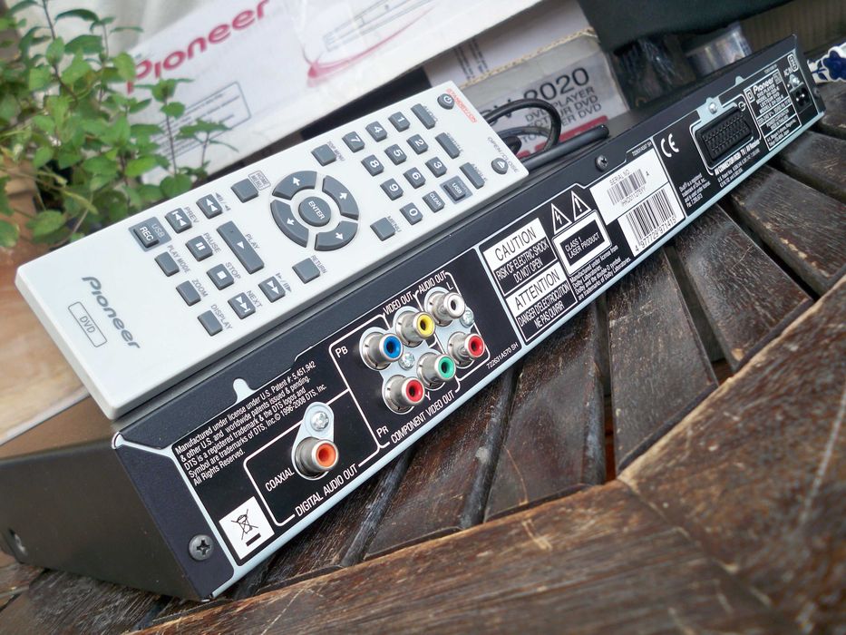 odtwarzacz DVD Pioneer DV-320 + pilot, stan bdb, tworzy MP3