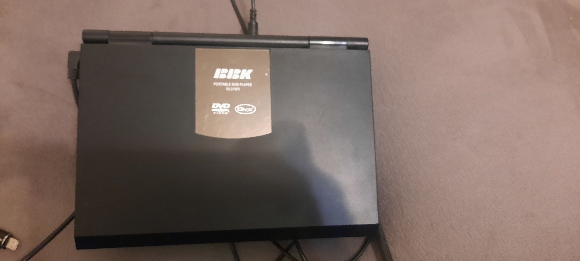 Портативный DVD-плеер BBK DL370TI с функцией тв