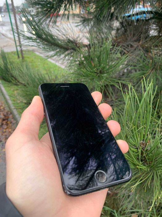 Iphone 7 гарний стан Icloud