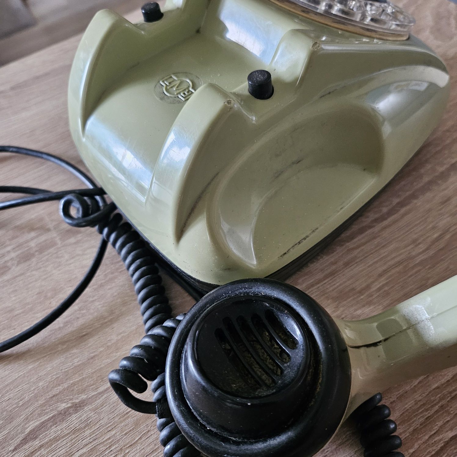 Polski telefon tarczowy Elektrim RWT CB-662
Telefon z czasów PRL