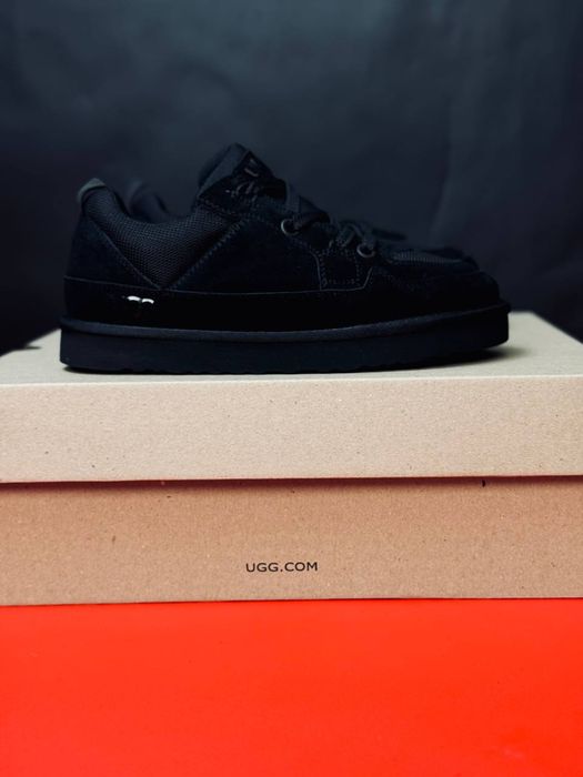 Женские кроссовки чёрные UGG Lowmel Black на меху
