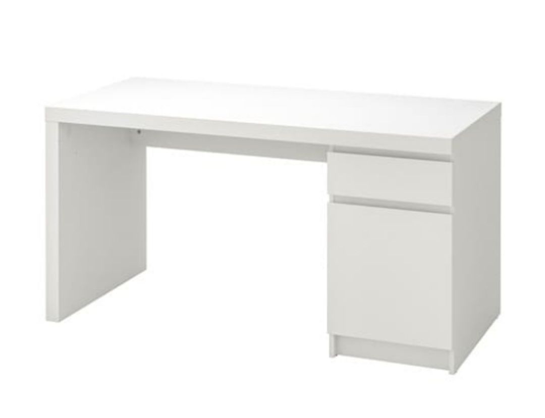 Стіл для комп'ютера IKEA