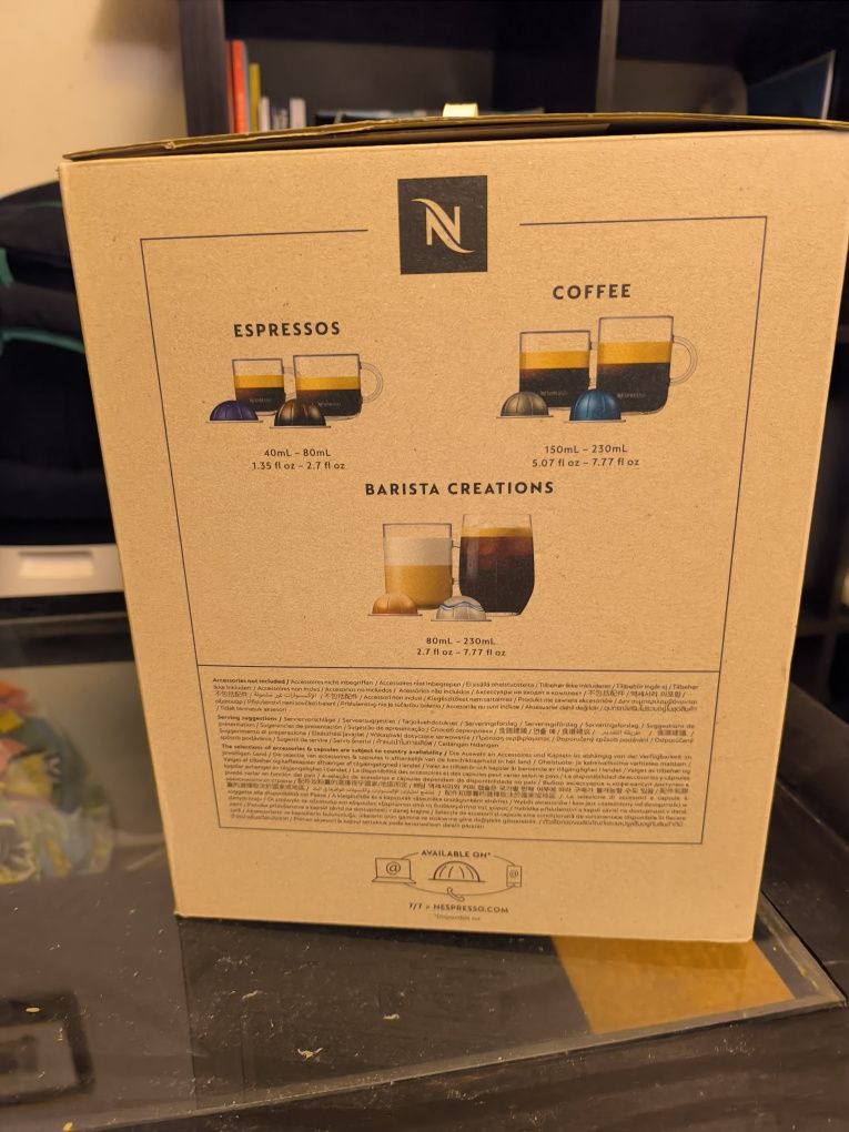 Maquina Nespresso Vertou Pop em Preto