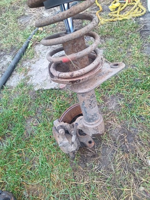 Передні стійки ланос сенс