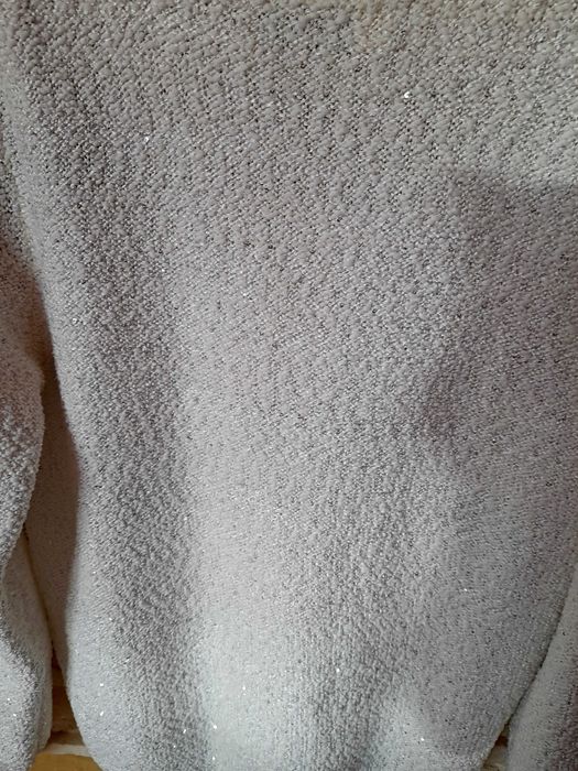 Sweter błyszczący roz. L