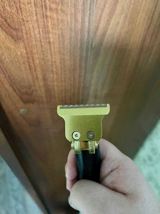 Тример для стрижки, машинка. З вбудованим акб. Без насадок