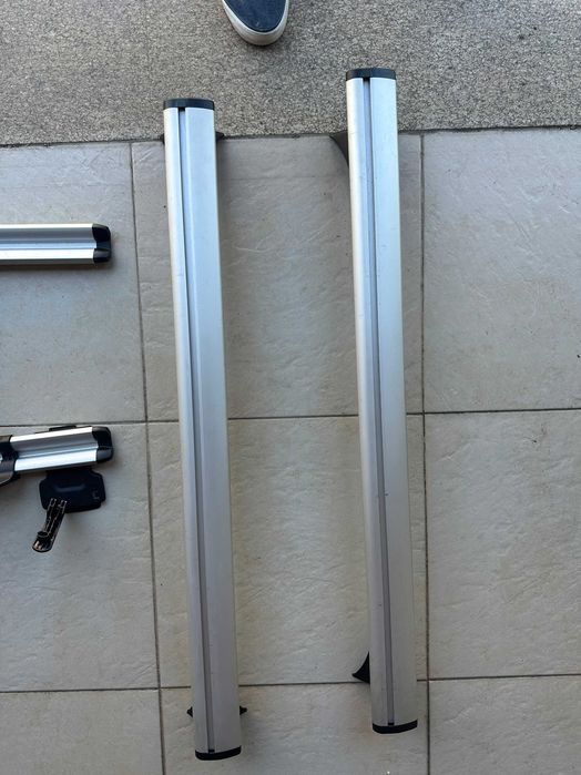 Suportes de bicicleta Thule com barras de tejadilho – completos