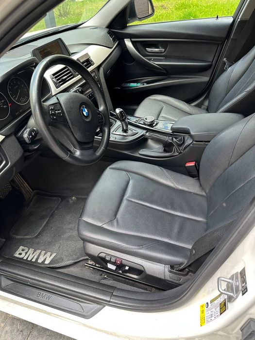 Продам BMW 320i f30