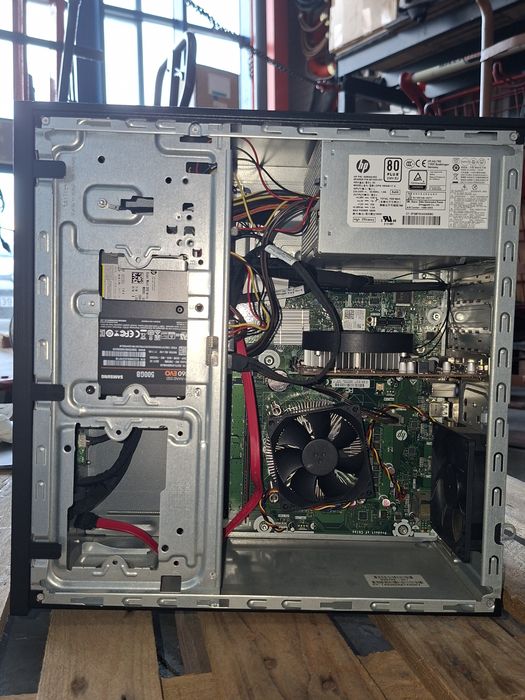 HP Pavilion 580-016np com monitor