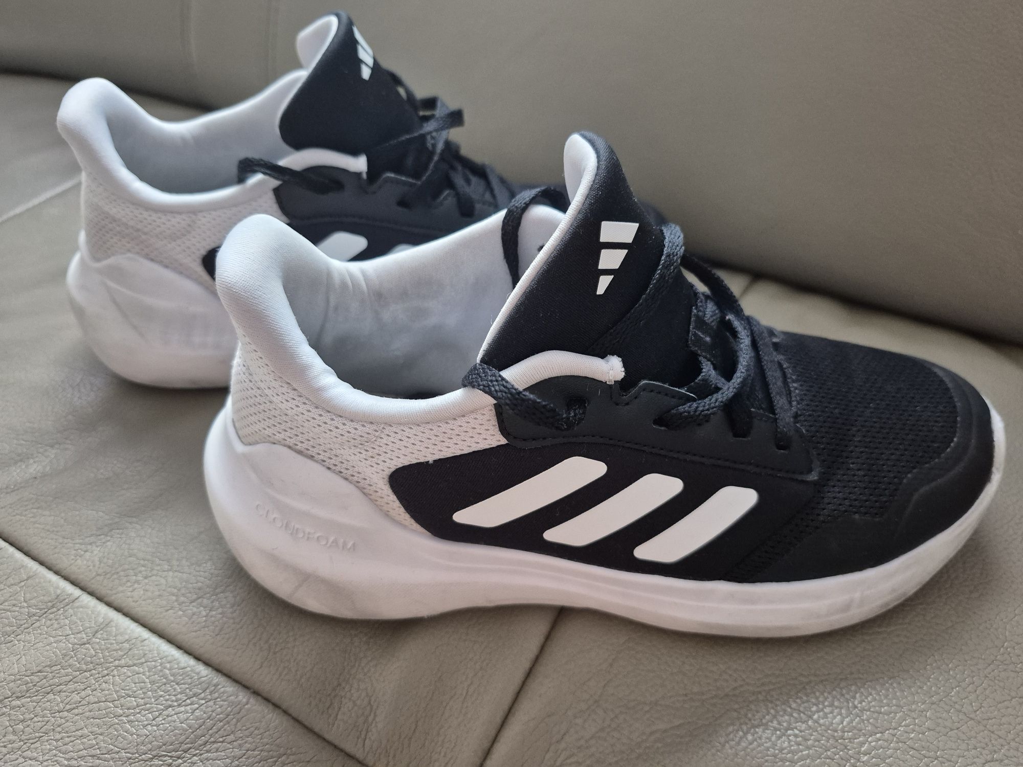 Buty sportowe rozm. 37
