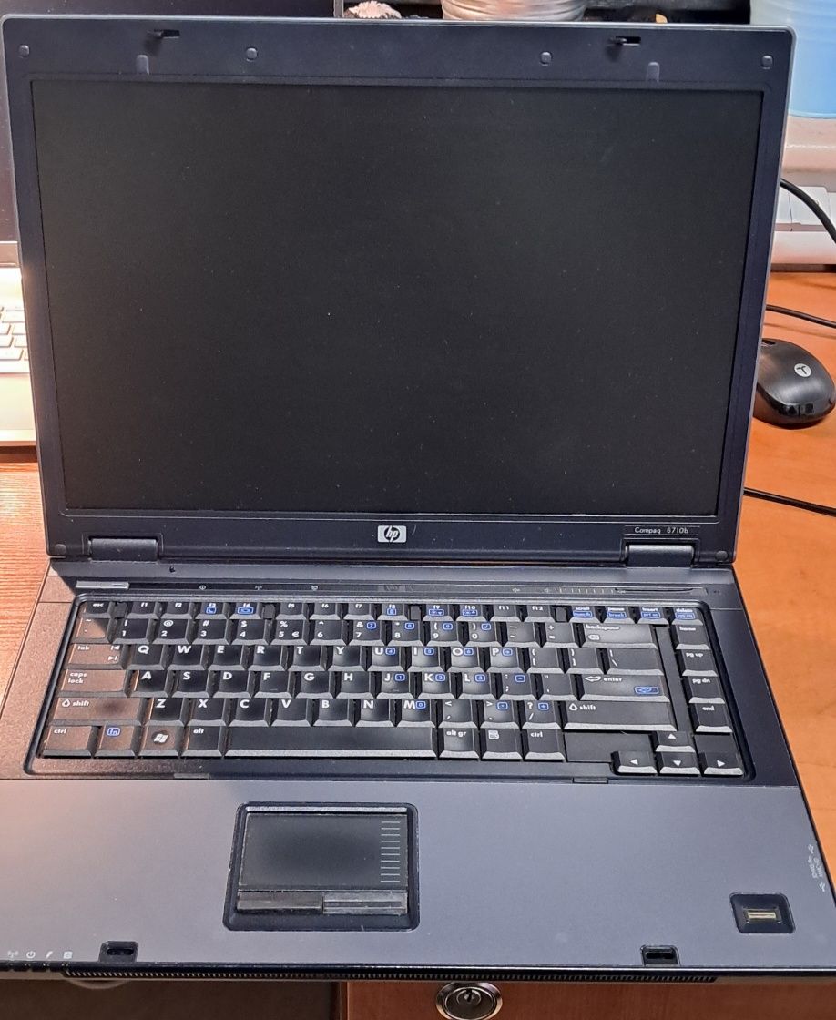 Laptop HP Compaq 6710b Win7 profesional