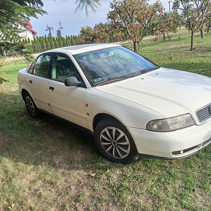 AUDI A4 1.9 TDI 110 KM