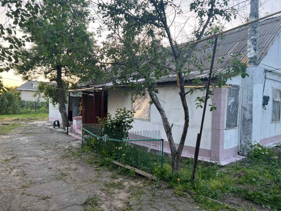 Продам жилой дом в В. Дальнике на 18 сотках, рядом Ленпоселок.