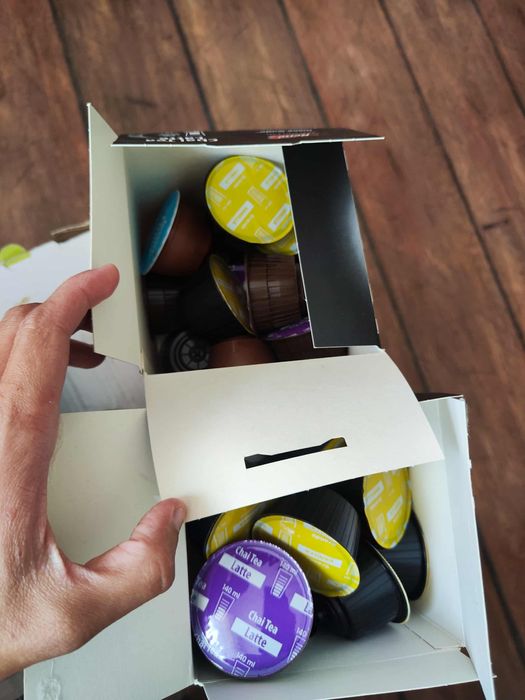 Ekspres na kapsułki Nescafe Dolce Gusto