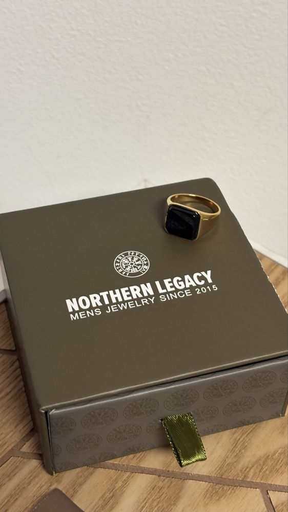Anel Dourado Homem Northern Legacy