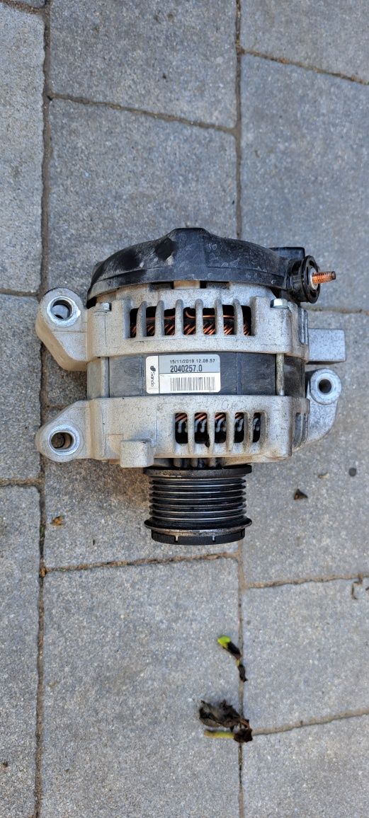 Alternator toyota avensis t25 avensis t27 verso corolla verso 2.0